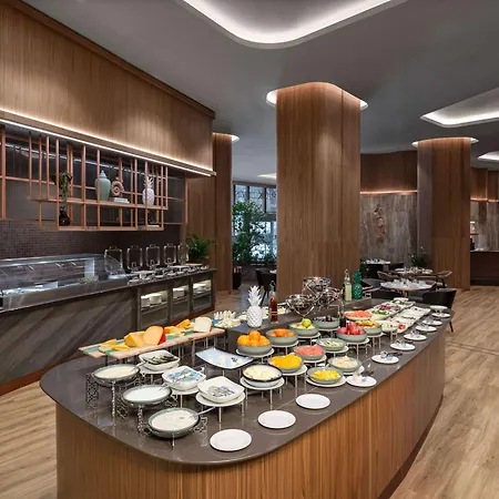 Hotel Moevenpick Living Saklivadi *