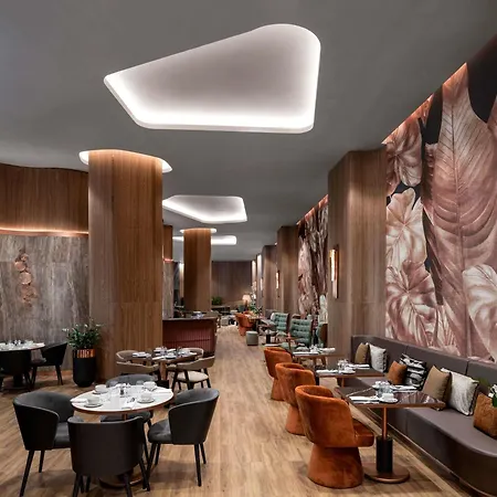 Hotel Moevenpick Living Saklivadi 4*