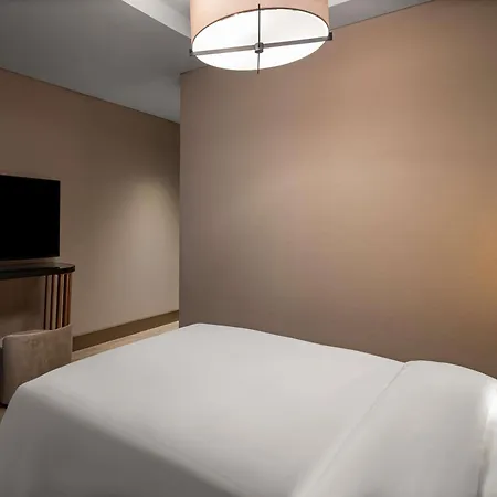 Moevenpick Living Saklivadi Hotel 4*