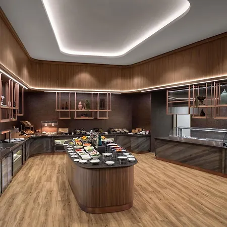 Hotel Moevenpick Living Saklivadi