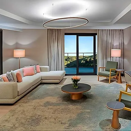 Moevenpick Living Saklivadi Hotel 4*