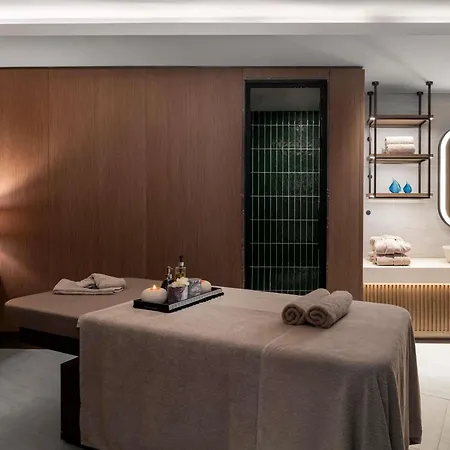 Moevenpick Living Saklivadi 4*