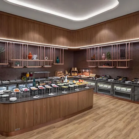 Moevenpick Living Saklivadi Szálloda 4*