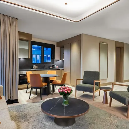 Moevenpick Living Saklivadi Szálloda